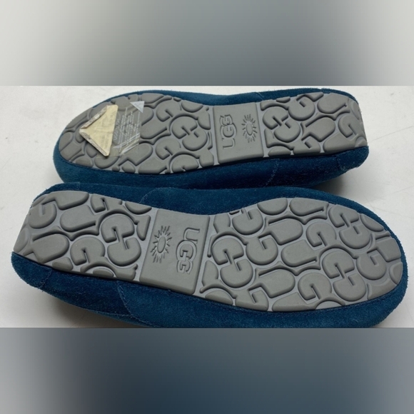 UGG®Men\'s Ascot Suede Slip-On Moccasin Loafers Size 7 NWT No Box